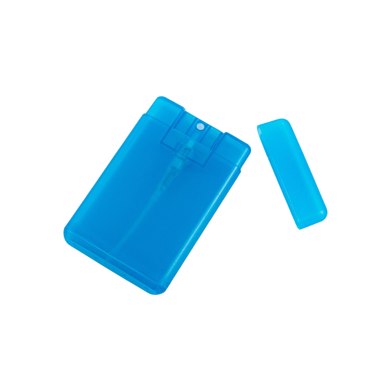 Sprayflaske i kortstil med støvhette Sprayflaske i kortstil med støvhette